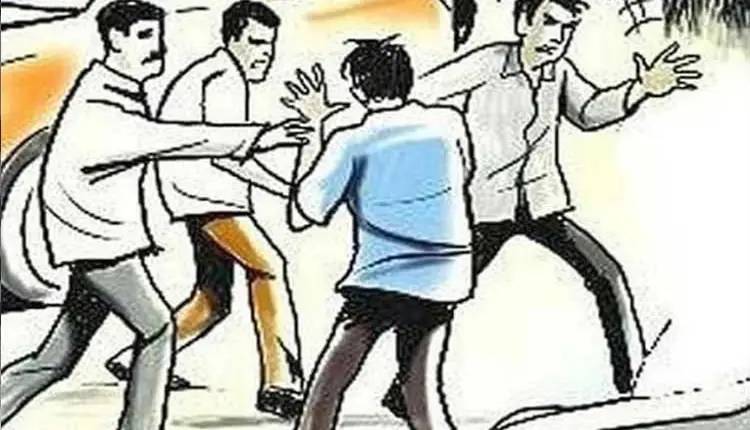 Pune Crime News | Builder beats and fractures resident's hand over non-payment of society maintenance in Mundhwa