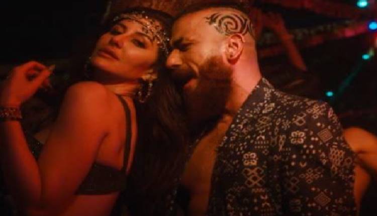Giorgia Andriani and Vaarun Bhagat are here to take you to a party like no other with T-series new song BIBA-check out the video now
