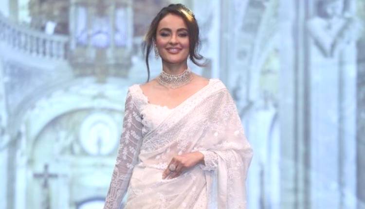 Seerat Kapoor Walks The Ramp At Lakshmi Manchu's Charity Show, says, "It’s an honor to walk for the Teach for Change fundraiser every year"