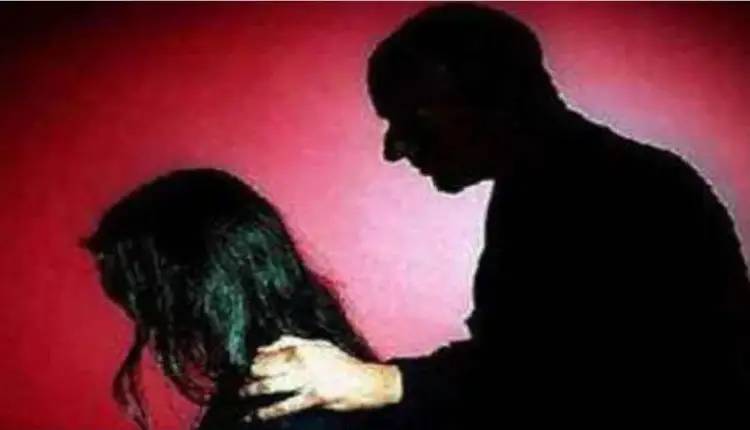 Pune Crime News | Man molests minor daughter because she opposed his desire to remarry; FIR registered against accused and his mother