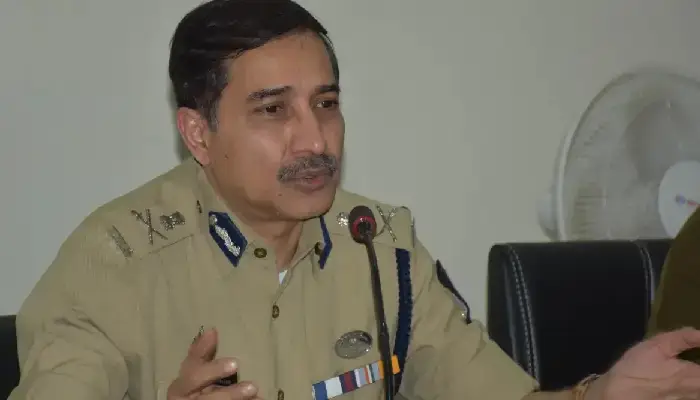 Pune Crime News | Action taken against five members of Rajan Lavand gang under MCOCA; 22nd such action by Police Commissioner Retesh Kumaarr