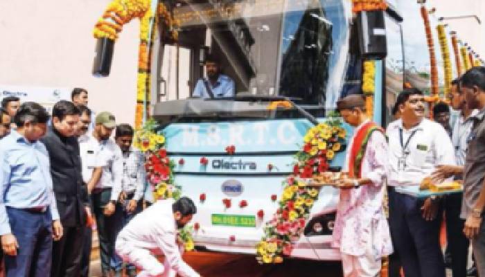 E-Shivneri Bus Service On Mumbai-Thane-Pune | CM Eknath Shinde Flags Off E-Shivneri Bus Service on Mumbai-Thane-Pune Route