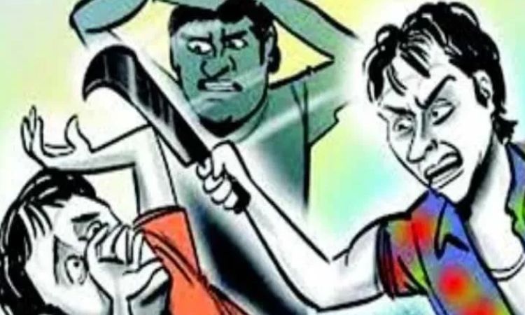 Pune Crime News | Youth attacked with sickle for intervening in fight in Yerwada