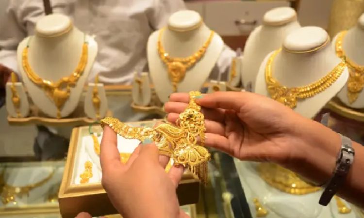 Pune Gold Rate Today | Gild, silver prices reduce: Know today’s rates of gold and silver