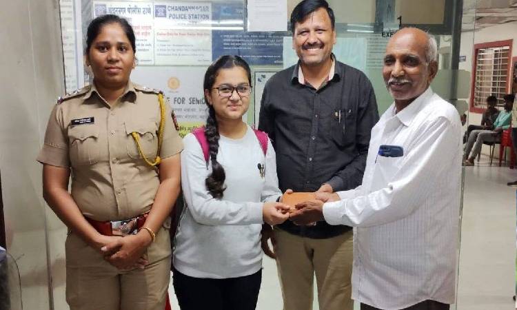 Pune News | Class 12 Student Returns Lost Wallet and Restores Faith in Humanity