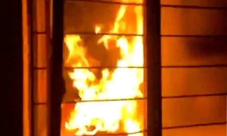 Pune Fire News | Massive Fire Breaks Out at Pune's Yewalewadi Godown