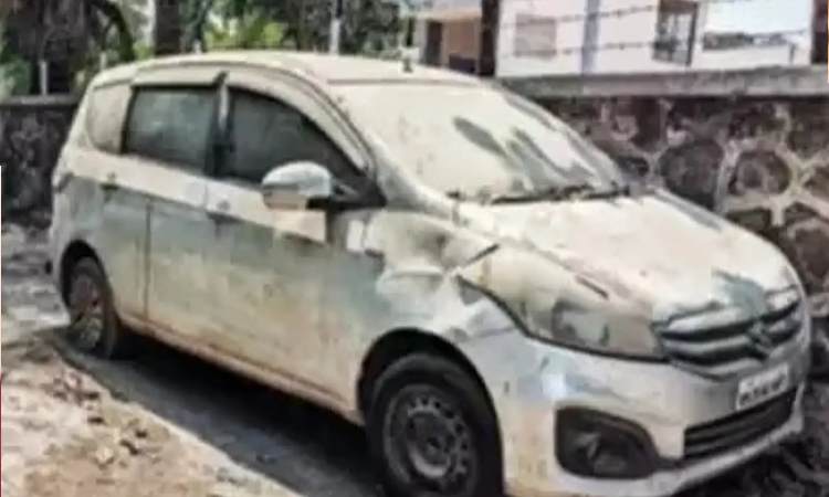 Pune News | Pune Municipal Corporation Cracks Down on Abandoned Vehicles Obstructing Traffic