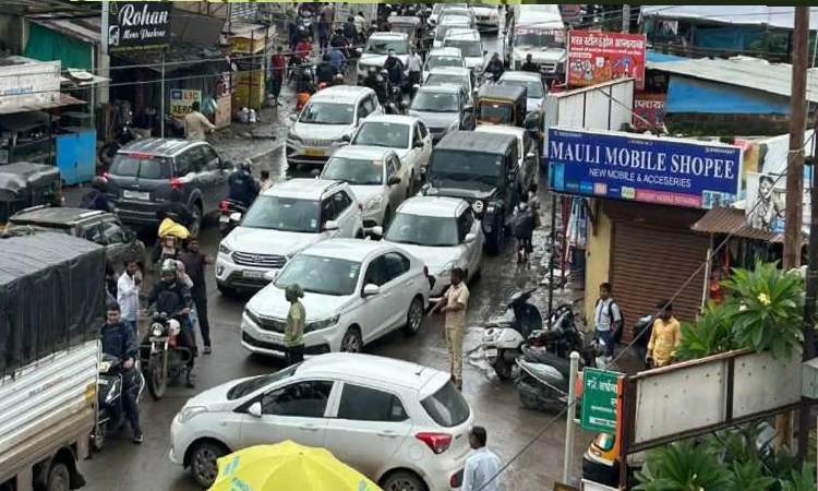 Pune Hinjewadi Traffic | Punekars Demand Action: Traffic Jams Plague Hinjewadi-Man Road