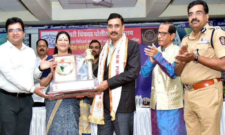 Pune News | Pimpri Chinchwad CP Vinay Kumar Choubey honoured with 'Surya Bhushan Award 2023' by Suryadatta Group