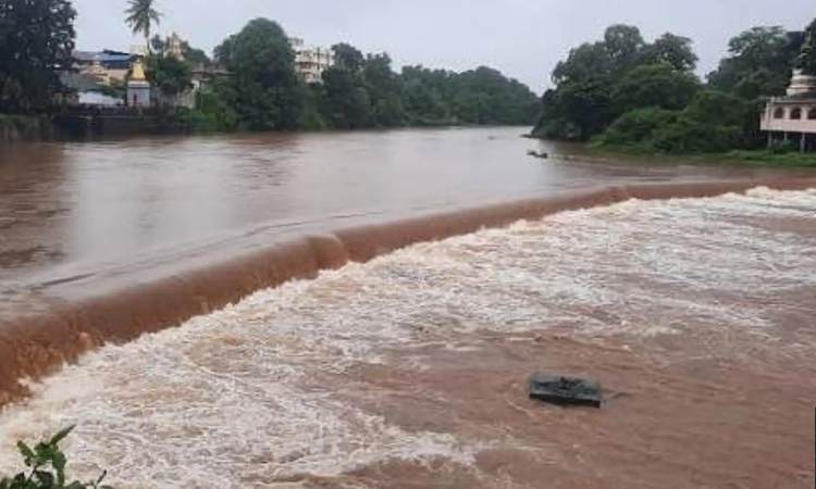 Pune Rains | Bhor Taluka Battling Heavy Rainfall; Life Disrupted, Waterfalls Overflowing
