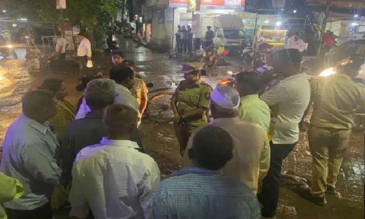 Pune Police News | Pune: ACP Ashwini Rakh on field to provide safety tips to women and girls; ACP Rakh promises that legal action will be taken against those indulging in misbehaviour with women