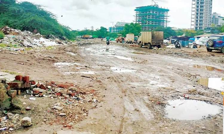 Pune News | Nagar Road's Traffic Woes Await a Solution; The Long-Pending Kharadi-Shivne Riverbed Road Project