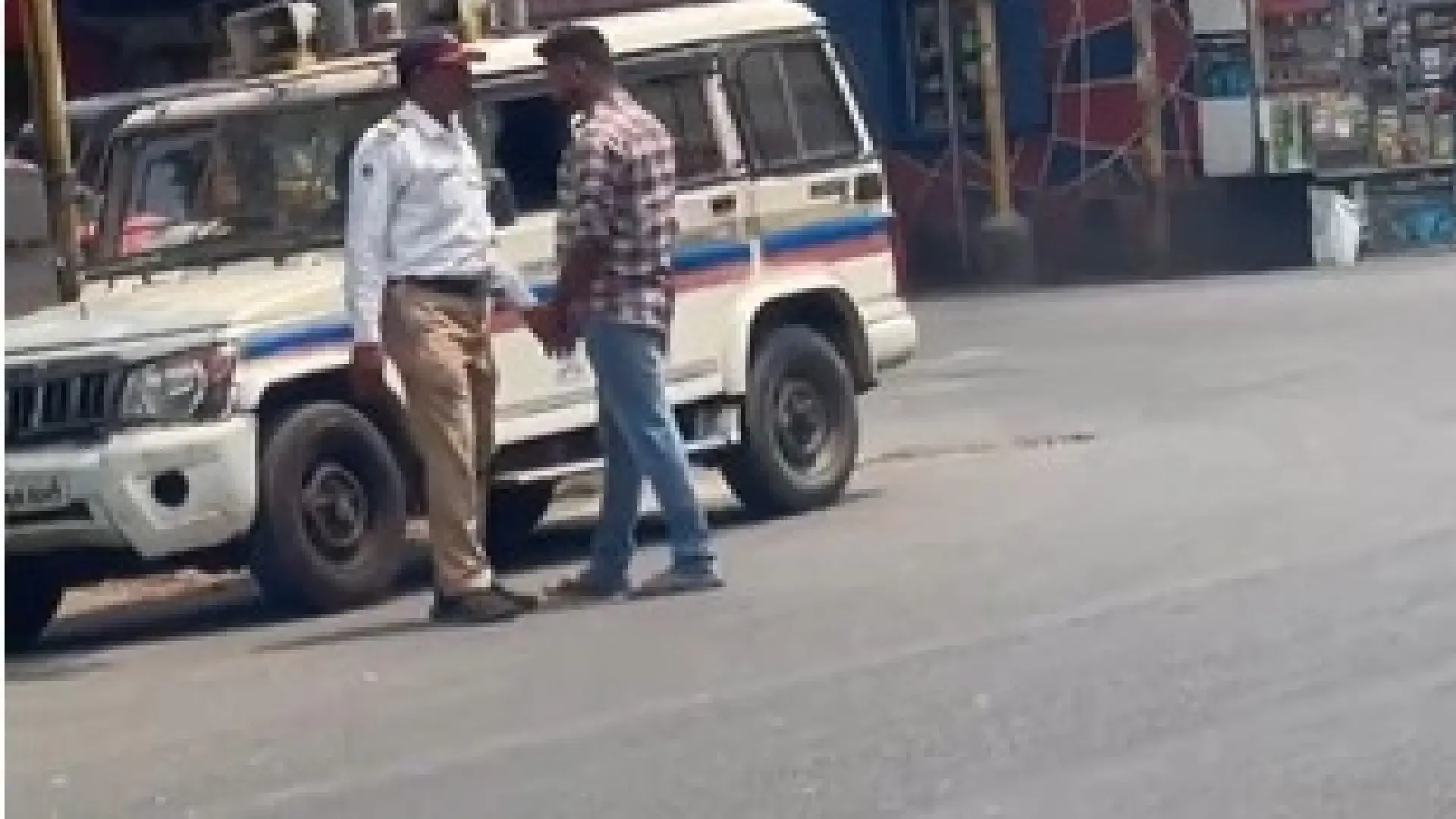 Pune Traffic Cop Suspended